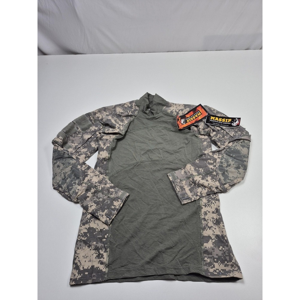 Massif Army Combat Shirt Mens Medium Green Long Sleeve FR Tactical Base Layer